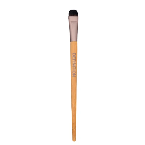 Seventeen Cosmetics Seventeen Ko'p funksiyali soya cho'tkasi DEFINITION BRUSH BAMBOO HANDLE